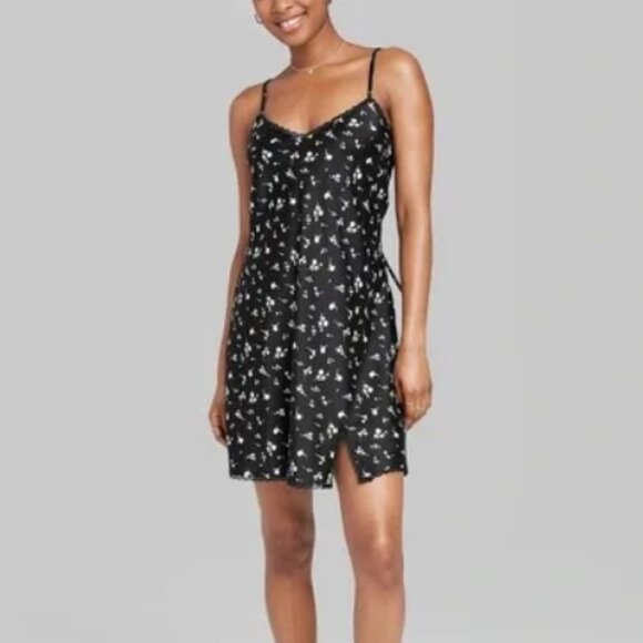 Wild Fable Lace Trim Silky Black Floral Slip Dress MEDIUM - Picture 1 of 9
